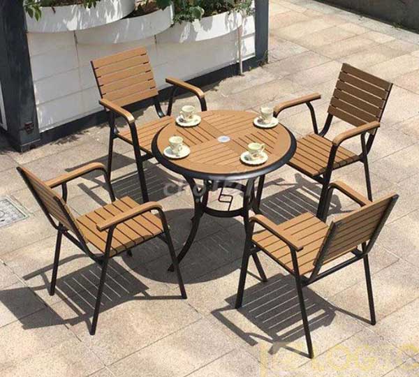 Bàn cafe ngoài trời kết hợp sắt gỗ Xưởng Mộc HACHI