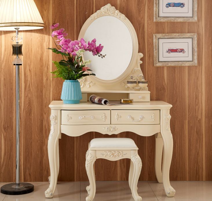 Mẫu bàn trang điểm tân cổ điển 2